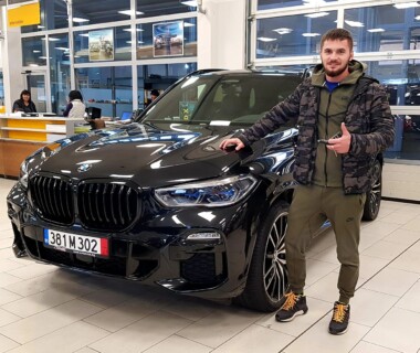 12.10.2021 Честито на фирма АТА-СТРОЙ ЕООД за новото си BMW X5 30d xDrive M Sport от Автосвят. Желаем много безаварийни километри.