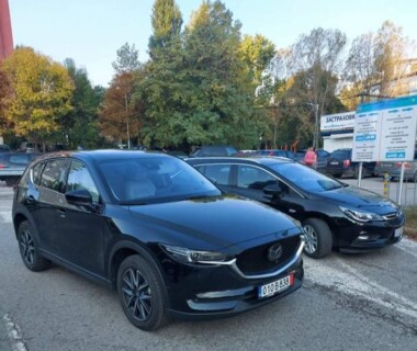 20.10.2021 Два автомобил пристигнаха в КАТ София и ще зарадват новите си собственици.
Честито на г-н Никола Цанков за новата си Opel Astra ST от Автосвят.
Честито на фирма България Транспорт ЕООД за новата си Mazda CX5 от Автосвят.
Желаем много безаварийни километри.