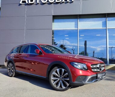 04.10.2022 Честито на г-н Пенчо Петков за новият си Mercedes-Benz E220d All-Terrain от Автосвят. Готов да отпътува за КАТ Варна. Желаем много безаварийни километри.
