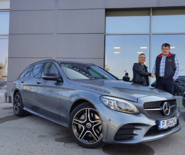 10.11.2022 Честито на г-н Боян Стоянов за новият си Mercedes-Benz C300 от Автосвят. Желаем много безаварийни километри.