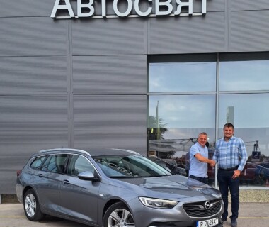 13.10.2023г. Честито на г-н Иван Иванов за новата му Opel Insignia от Автосвят. Желаем много безаварийни километри.