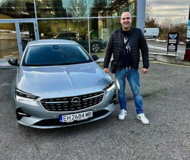 30.11.2023г. Честито на Милен Георгиев за новия му Opel Insignia закупен от Автосвят!
Желаем много безаварийни километри.