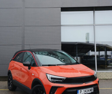 18.11.2025г. Честито на сем. Георгиеви за новият им Opel Crossland GS Line закупен от Автосвят. Желаем много безаварийни километри.