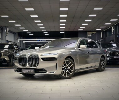 02.12.2025г. Честито на г-н Найден Късов за новото му BMW 750e xDrive закупено от Автосвят. Желаем много безаварийни километри.