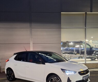 08.12.2025г. Честито на г-жа Детелина Димитрова за новата й електрическа Opel Corsa-e закупена от Автосвят. Готова да отпътува за КАТ Казанлък. Желаем много безаварийни километри.