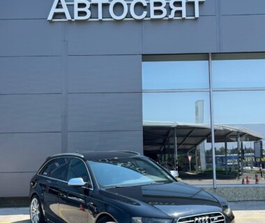 05.08.2026г. Честито на г-н Константин Христанов за новото му Audi A4 Avant закупено от Автосвят. Желаем много безаварийни километри.