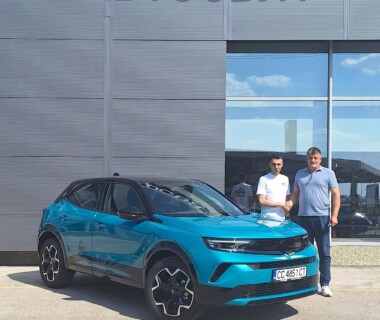 11.08.2026г. Честито на г-н Георги Генков за новата му Opel Mokka закупена от Автосвят. Желаем много безаварийни километри.