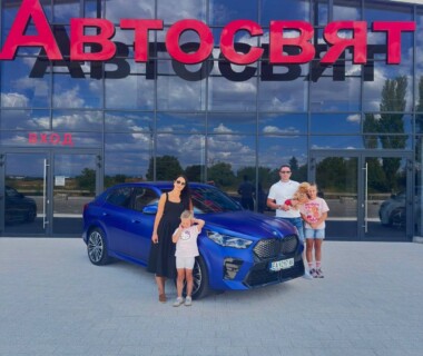04.09.2026г. Честито на семейство Филипови за новото им BMW IX2 закупено от Автосвят. Пожелаваме им много безаварийни километри.